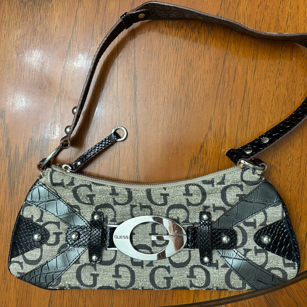 Guess Black and Cream Monogram Bag